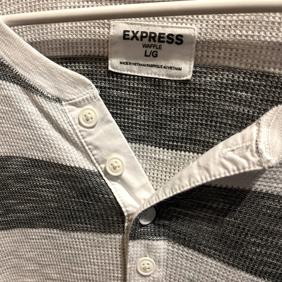 Express men’s lightweight halfway button up crewneck sweater size large - Picture 2 of 3